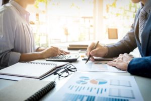 Как понять, стоит ли менять аудиторскую компанию, с которой Вы работаете? 