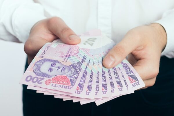 Гранти для фінансової підтримки у час війни